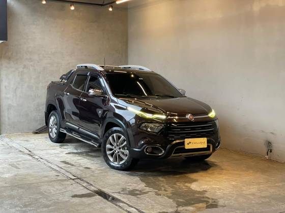 FIAT TORO 2.0 16V TURBO DIESEL RANCH 4WD AT9